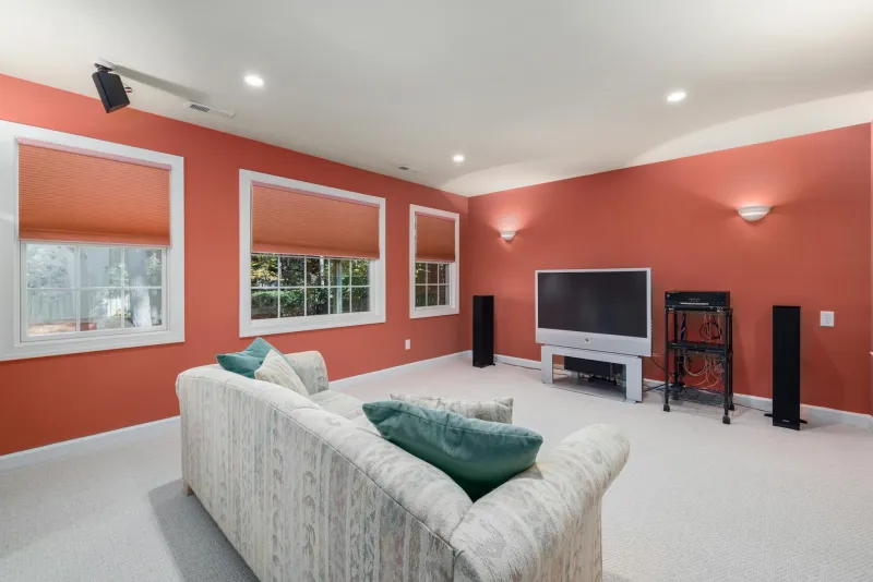 Das Ende einer Ära: Wie das Wohnzimmer das Kino als Entertainment-Zentrale ablöst